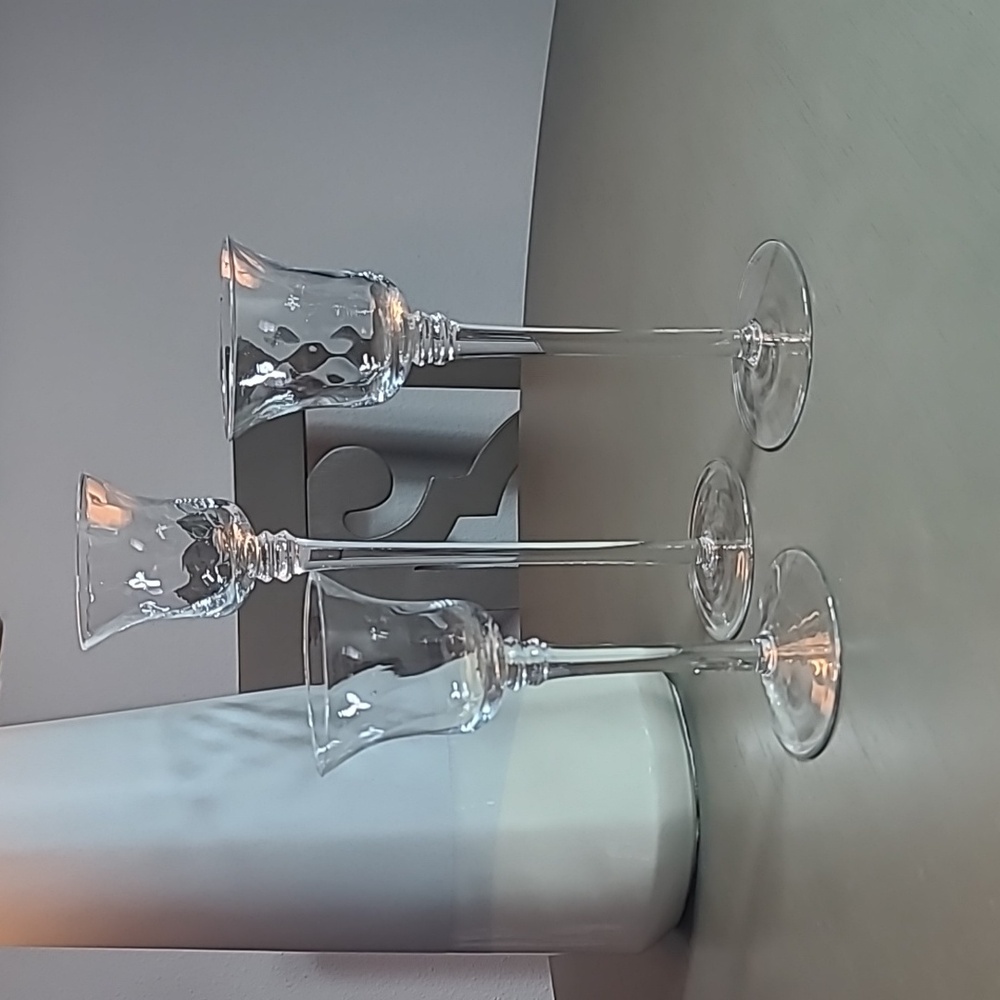 Set Of 3 Elegant Glass Candle Holders